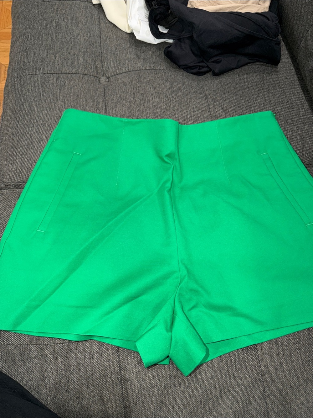 Tailored High-Waist Green Women’s Shorts